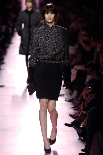 Look 15
